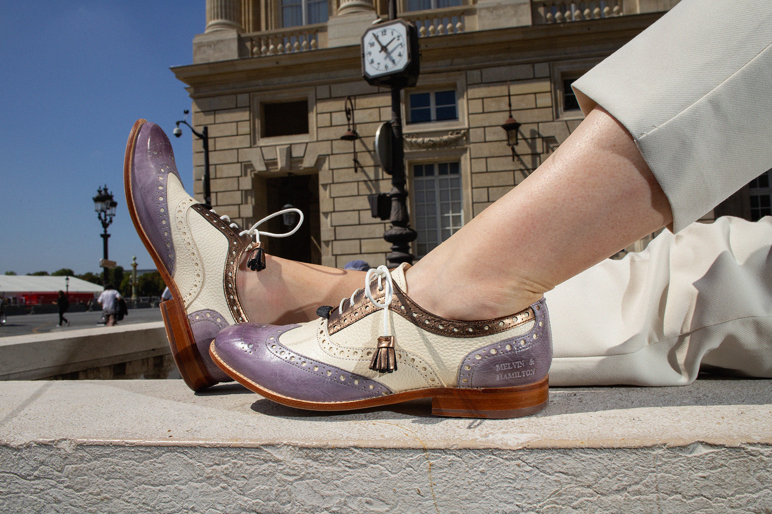 Oksfordki ze zdobieniami typu brogsy Amelie 70 Melvin & Hamilton